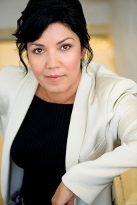 MV5BMTAyNzIxMTg2MzheQTJeQWpwZ15BbWU4MDM0MDE3NjUx._V1_SX1024_CR0,0,1024,1538_AL_