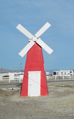 Tecopa_windmill_blog